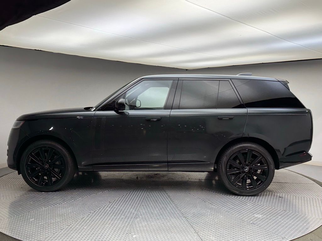 Thumbnail: 2025 Land Rover Range Rover - 2