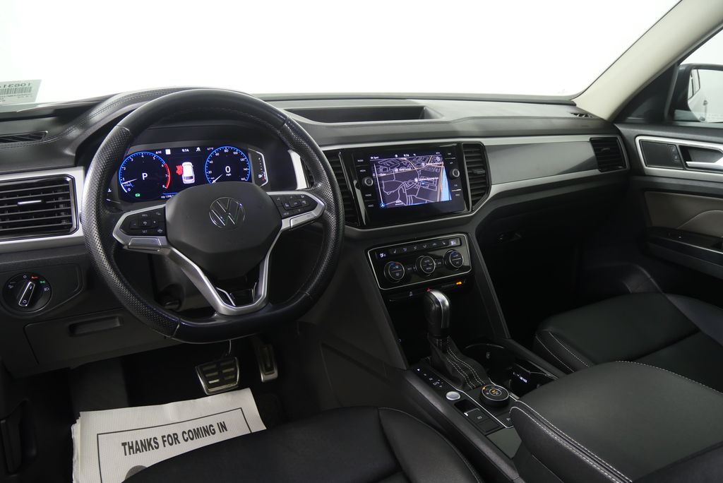 Thumbnail: 2021 Volkswagen Atlas - 17