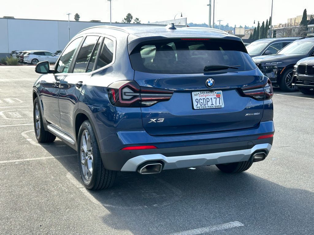 Thumbnail: 2023 BMW X3 - 3