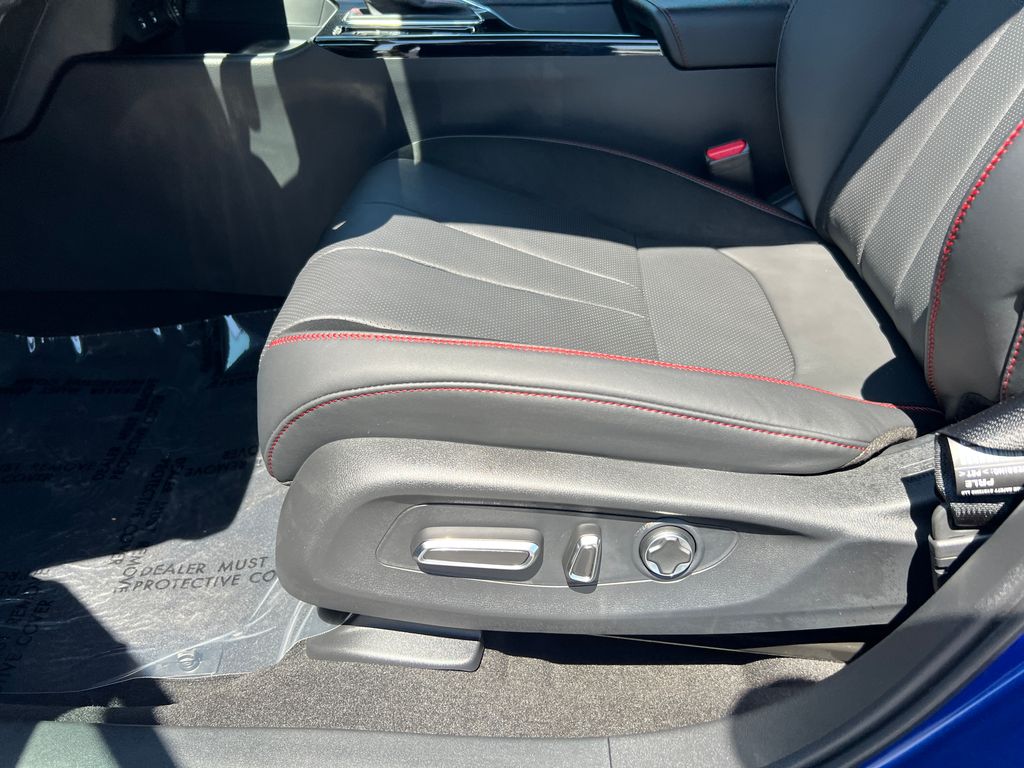 Thumbnail: 2025 Acura ADX - 14