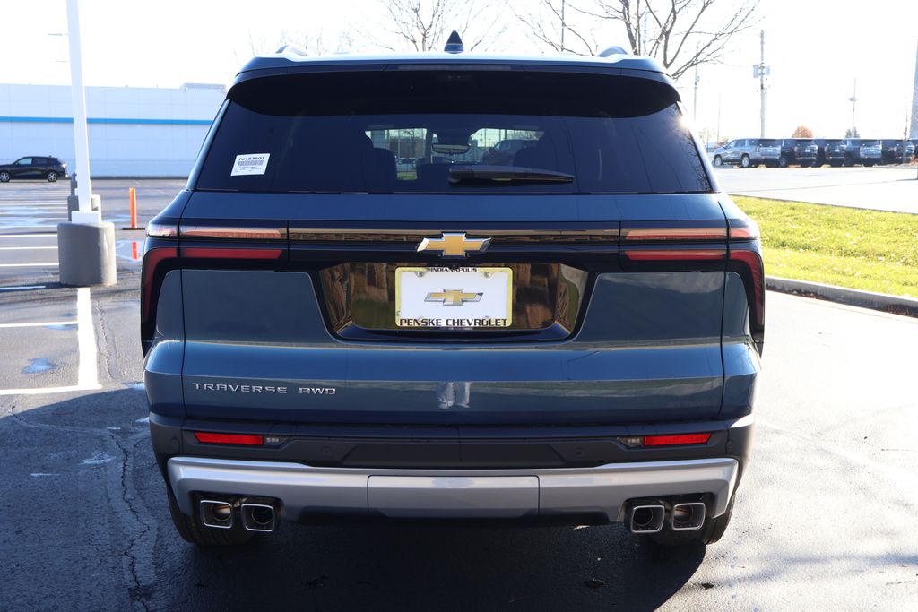 Thumbnail: 2026 Chevrolet Traverse - 6
