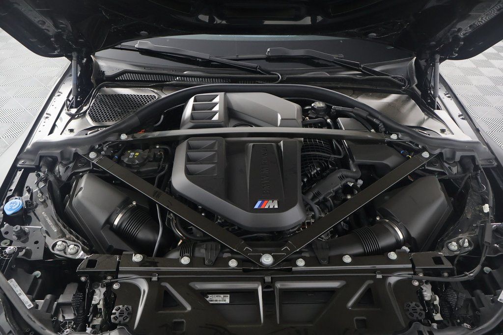 Thumbnail: 2025 BMW M2 - 9