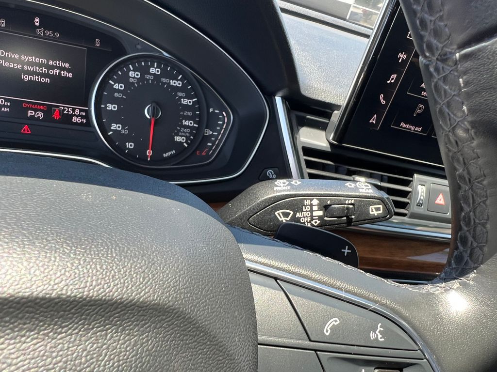 Thumbnail: 2023 Audi Q5 - 22