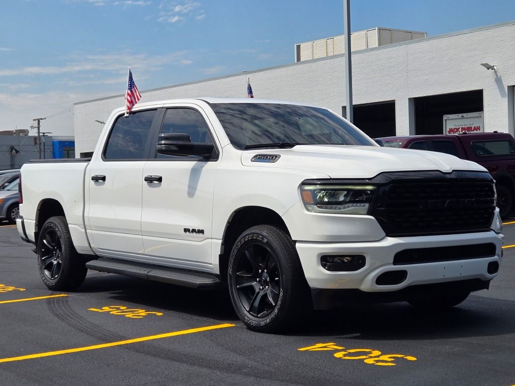 Bright White Clearcoat 2023 RAM 1500 Pickup Truck Four-Wheel Drive 8-Speed Automatic