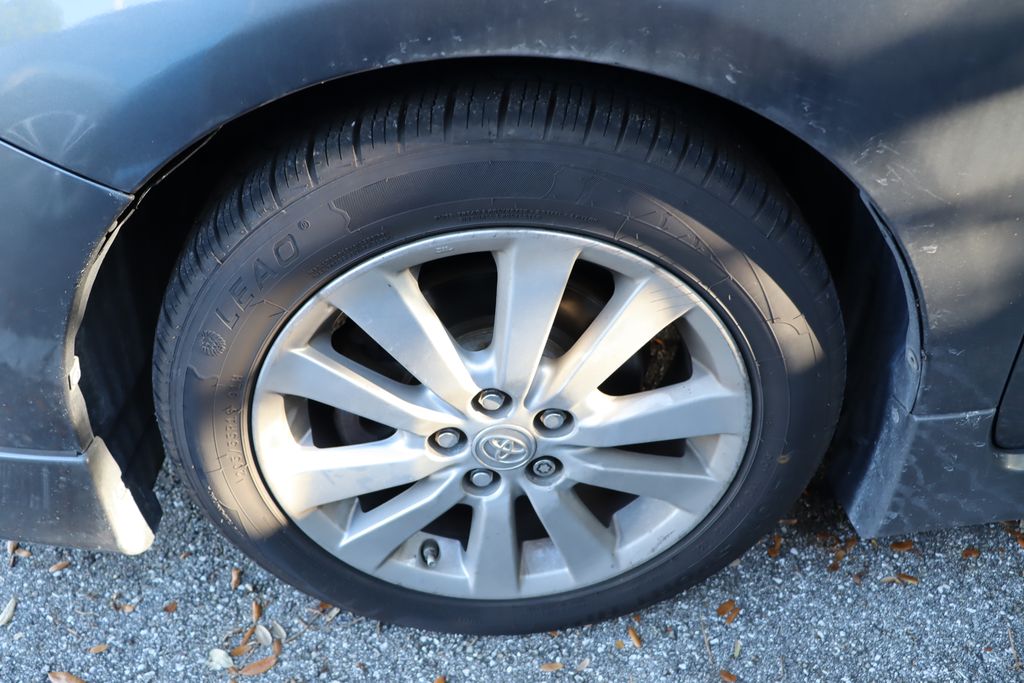 Thumbnail: 2010 Toyota Corolla - 4
