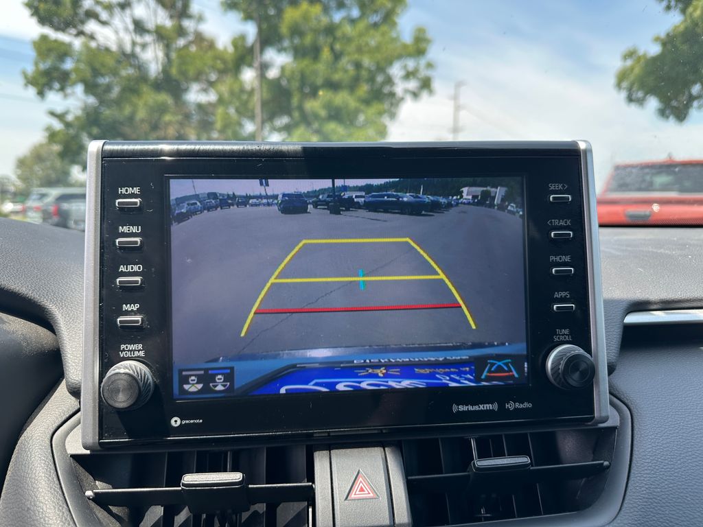 2022 Toyota RAV4 Hybrid SE