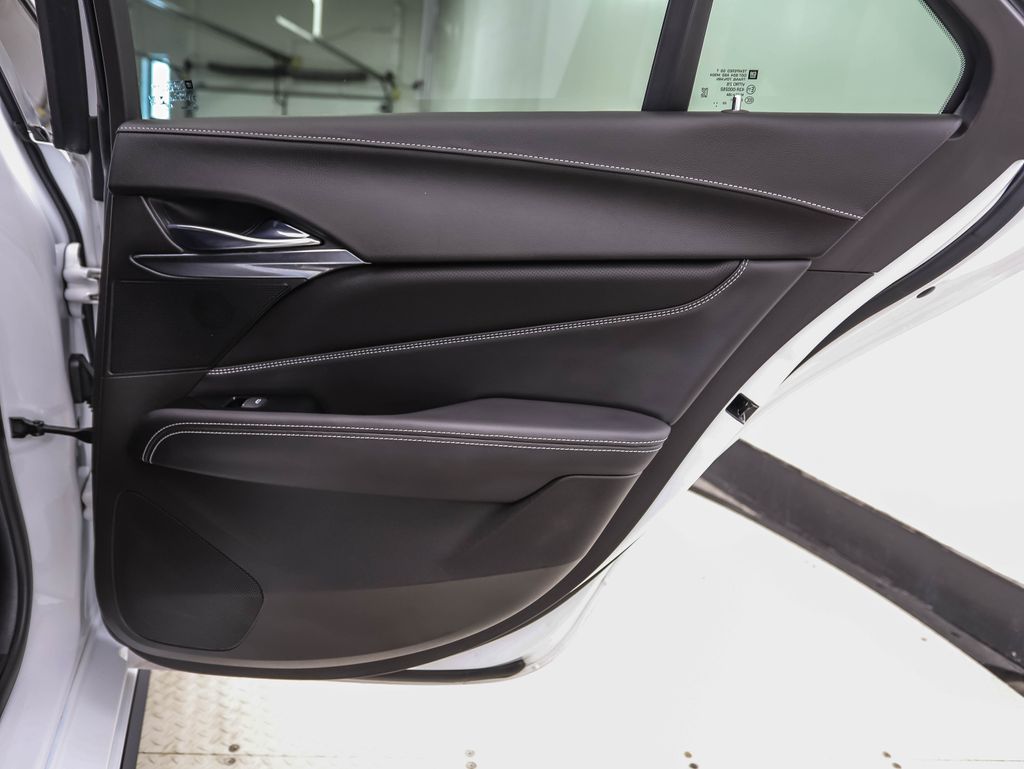 Thumbnail: 2022 Cadillac CT4 - 25