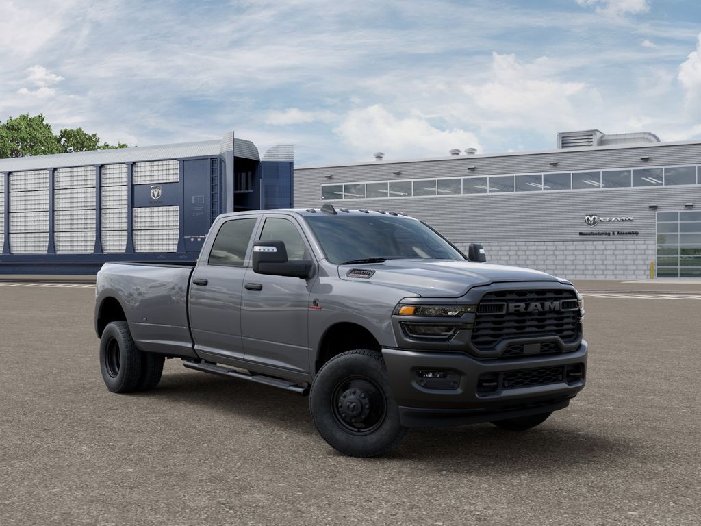 New 2026 Gray Ram Tradesman image 4