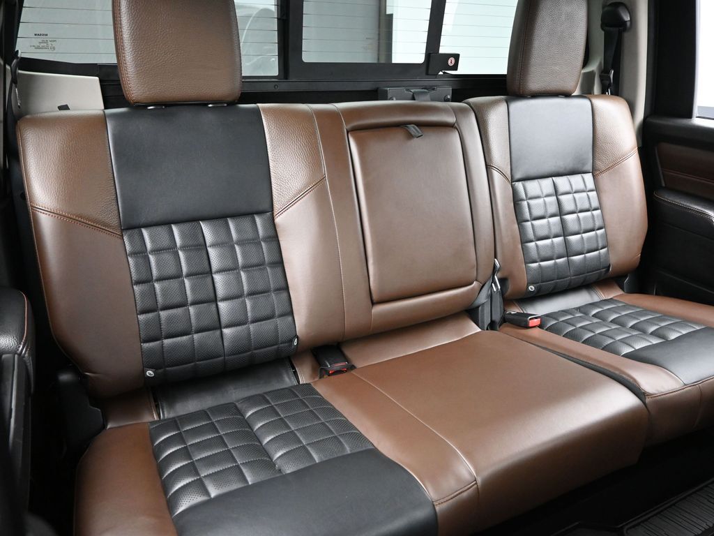 2017 Nissan Titan Platinum Reserve