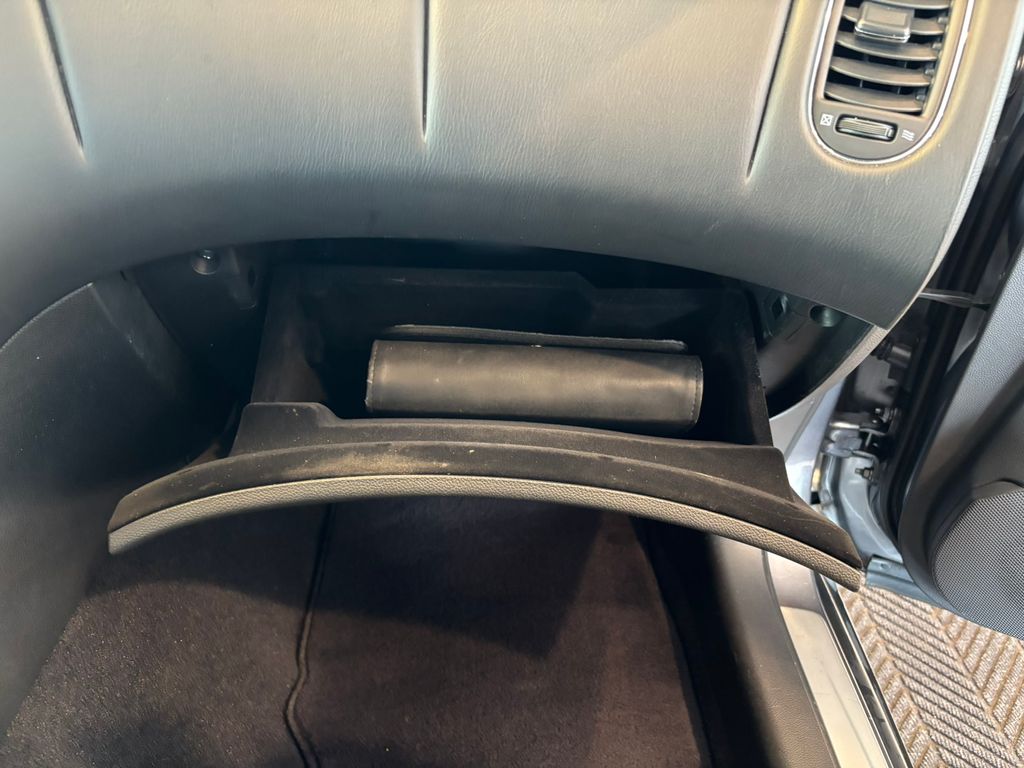 2016 INFINITI QX50 Base
