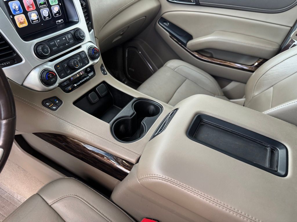 2019 GMC Yukon SLT photo