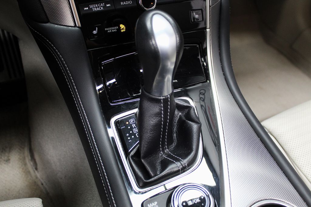 Thumbnail: 2014 INFINITI Q50 - 14