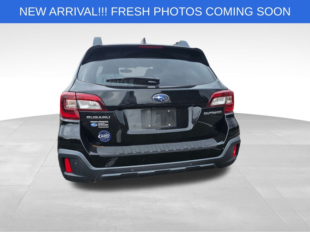 2018 Subaru Outback 2.5i 6