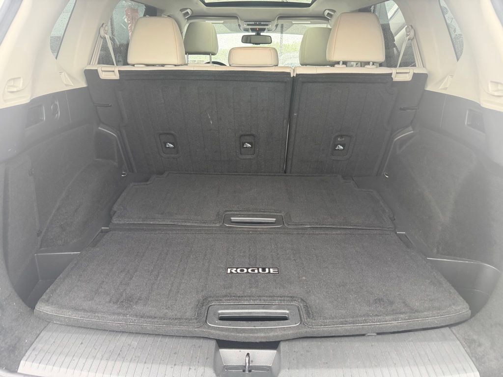 2021 Nissan Rogue SL - 4