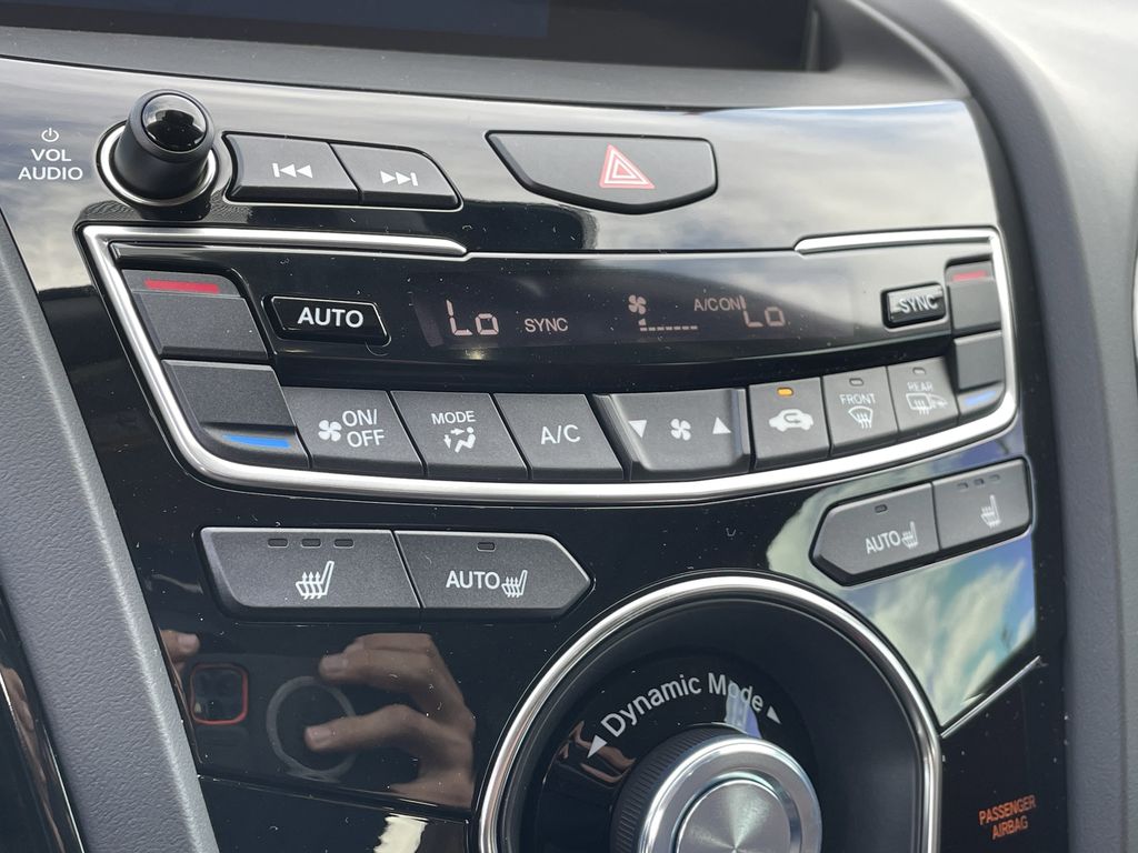 new 2025 Acura RDX car, priced at $46,951