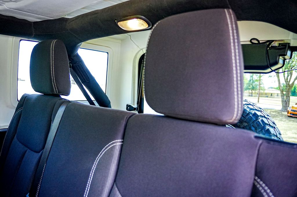 Used Car 2014 Jeep Wrangler  Unlimited Rubicon For Sale Under $25,000 In Taylor, Texas