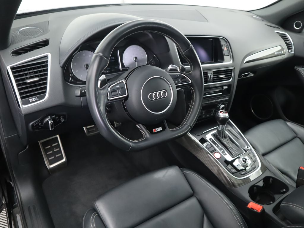 Thumbnail: 2015 Audi SQ5 - 9