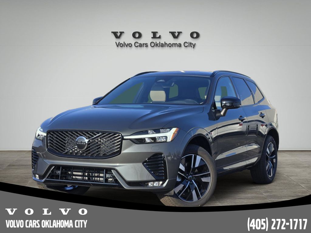 2026 Volvo XC60 Core's photo