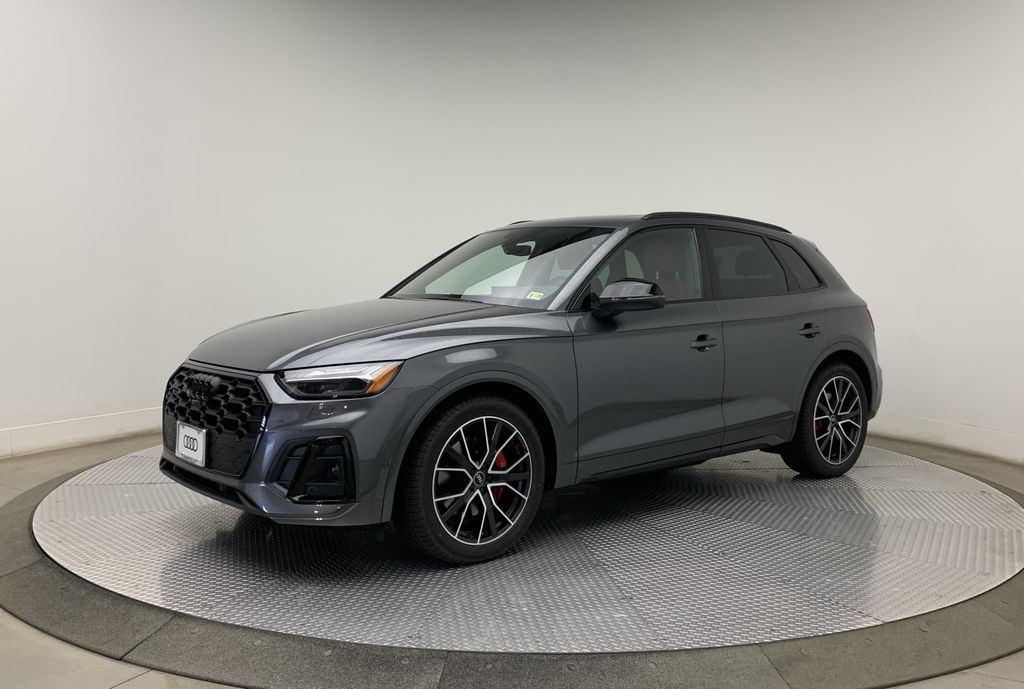 2024 Audi SQ5  4