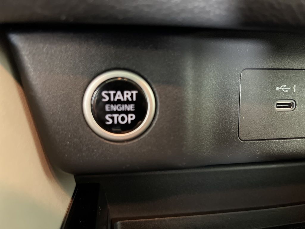 Thumbnail: 2023 Nissan Rogue - 31