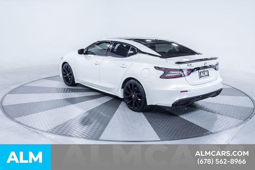 Used 2023 White Nissan SR image 7