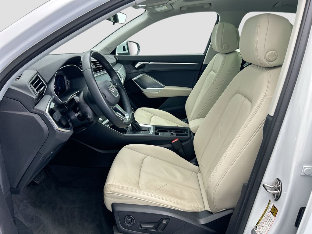 Thumbnail: 2020 Audi Q3 - 5