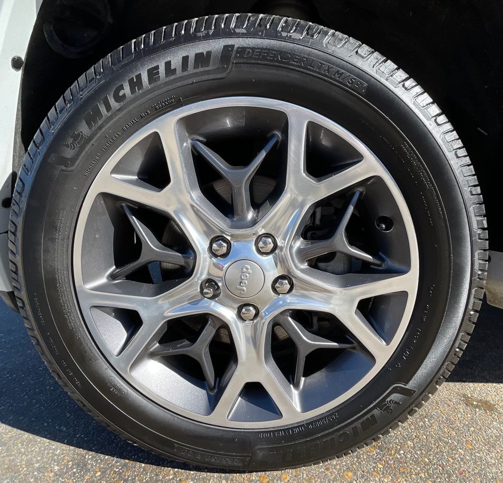 2019 Jeep Grand Cherokee Overland White at Martin Chrysler Dodge Jeep Ram