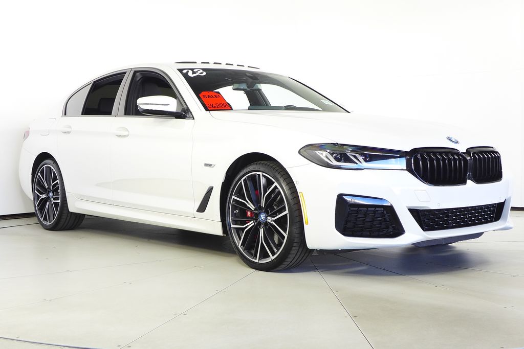 Thumbnail: 2023 BMW 5 Series - 4