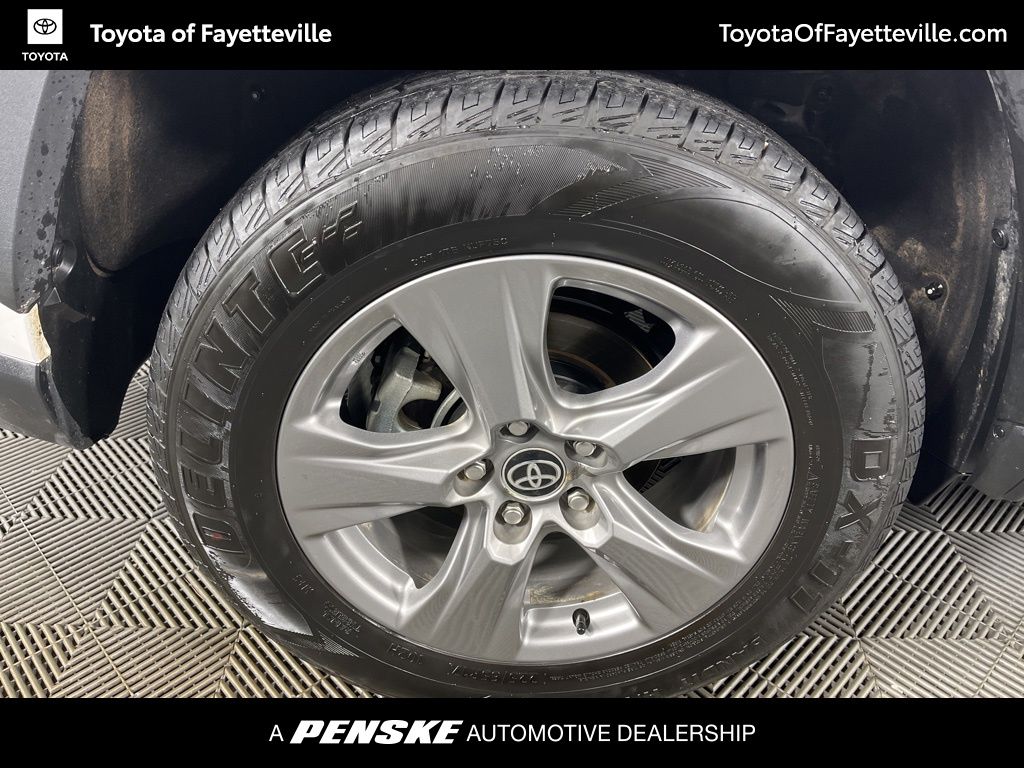 Thumbnail: 2024 Toyota RAV4 - 12