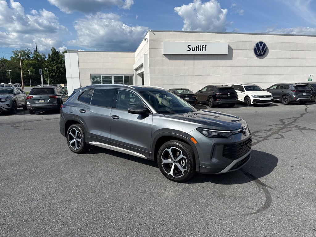 2025 Volkswagen Tiguan SE 4Motion