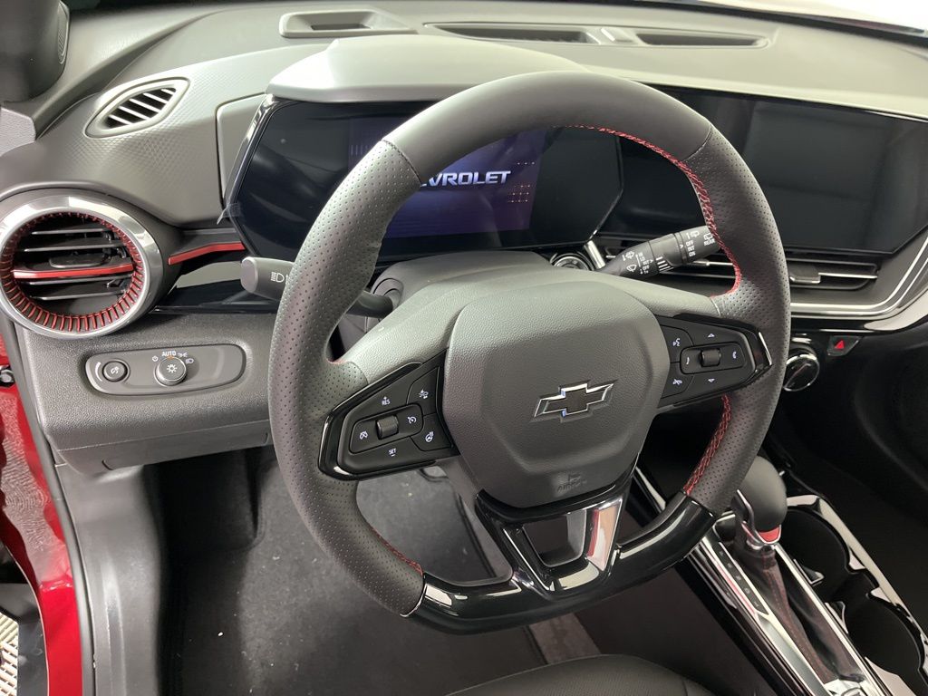 Thumbnail: 2025 Chevrolet Trax - 24