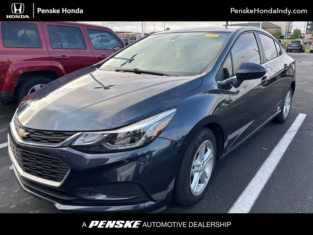 Thumbnail: 2016 Chevrolet Cruze - 1