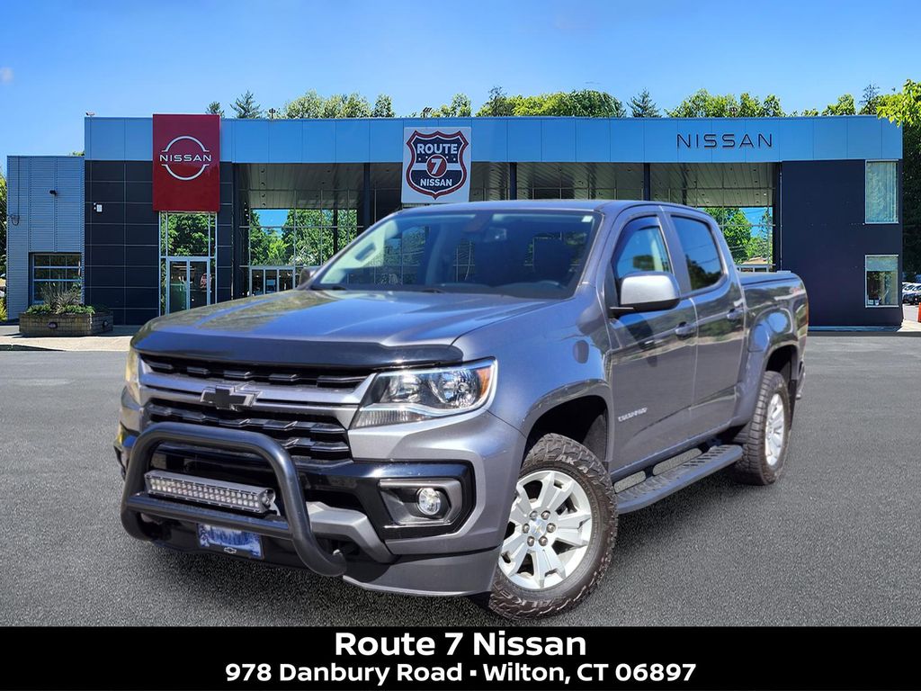 Gray (Satin Steel Metallic) 2021 Chevrolet Colorado LT Crew Cab 4WD Pickup Truck Four-Wheel Drive 8-Speed Automatic