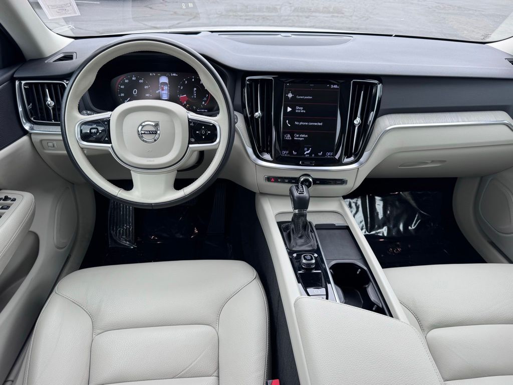 VolvoV60 Cross Country24
