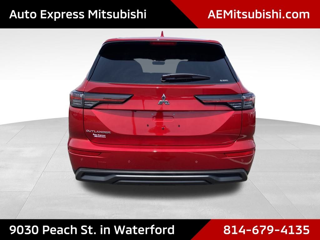 2026 Mitsubishi Outlander ES Red at Auto Express Mitsubishi