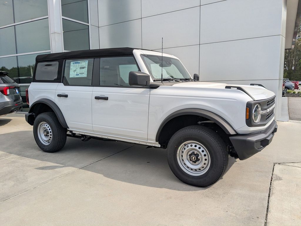 2025 Ford Bronco 