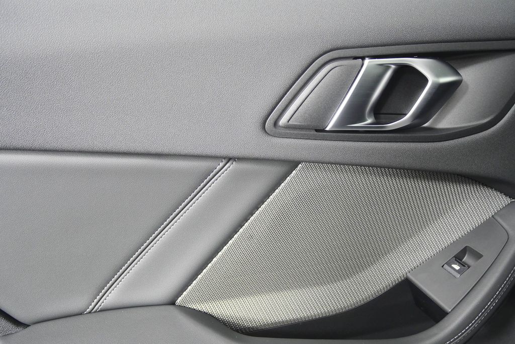 Thumbnail: 2026 BMW 2 Series - 14