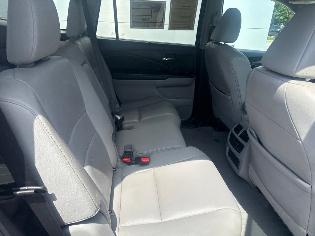 2021 Honda Pilot Special Edition