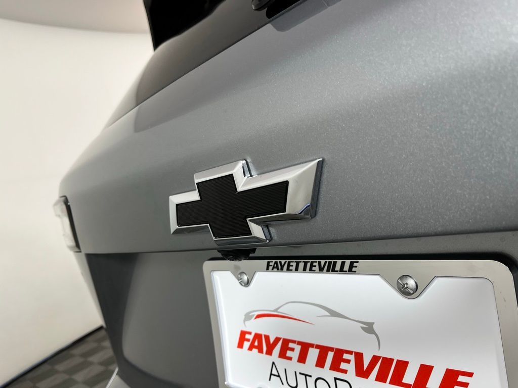 Thumbnail: 2026 Chevrolet Equinox - 18