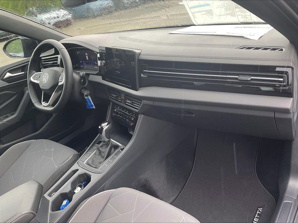 2026 Volkswagen Jetta — photo 9