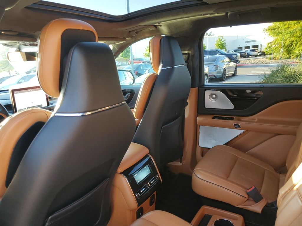 Used Car 2020 Lincoln Aviator  Black Label For Sale Under $35,000 In Austin, Texas