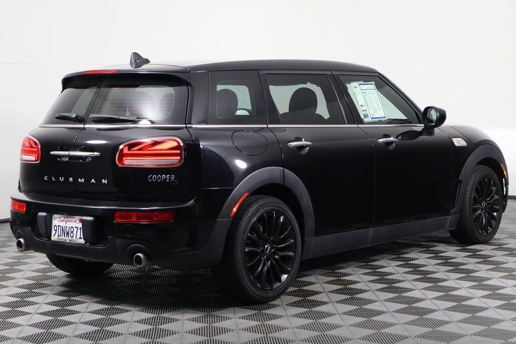Thumbnail: 2020 MINI Cooper Clubman - 4