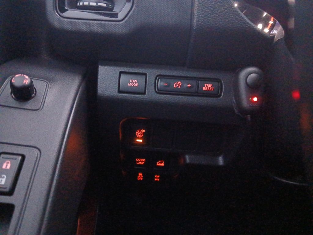 Used Car 2023 Nissan Frontier  Pro-4x For Sale Under $35,000 In Austin, Texas