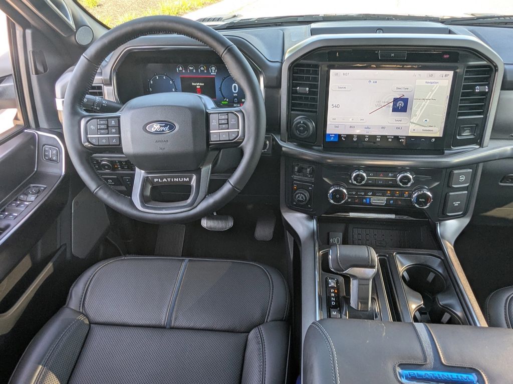 2025 Ford F-150 Platinum