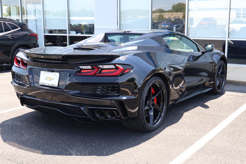 Thumbnail: 2025 Chevrolet Corvette - 8