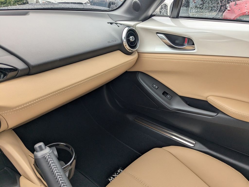 2025 Mazda MX-5 Miata RF Grand Touring