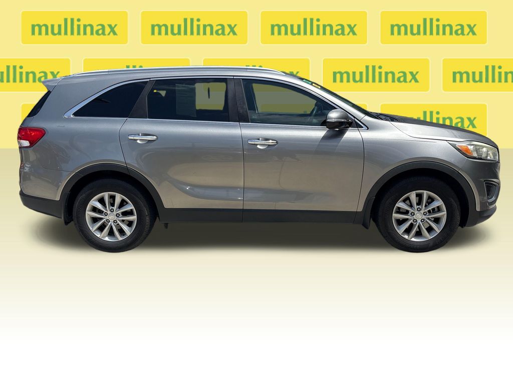Used 2017 Silver Kia LX image 2