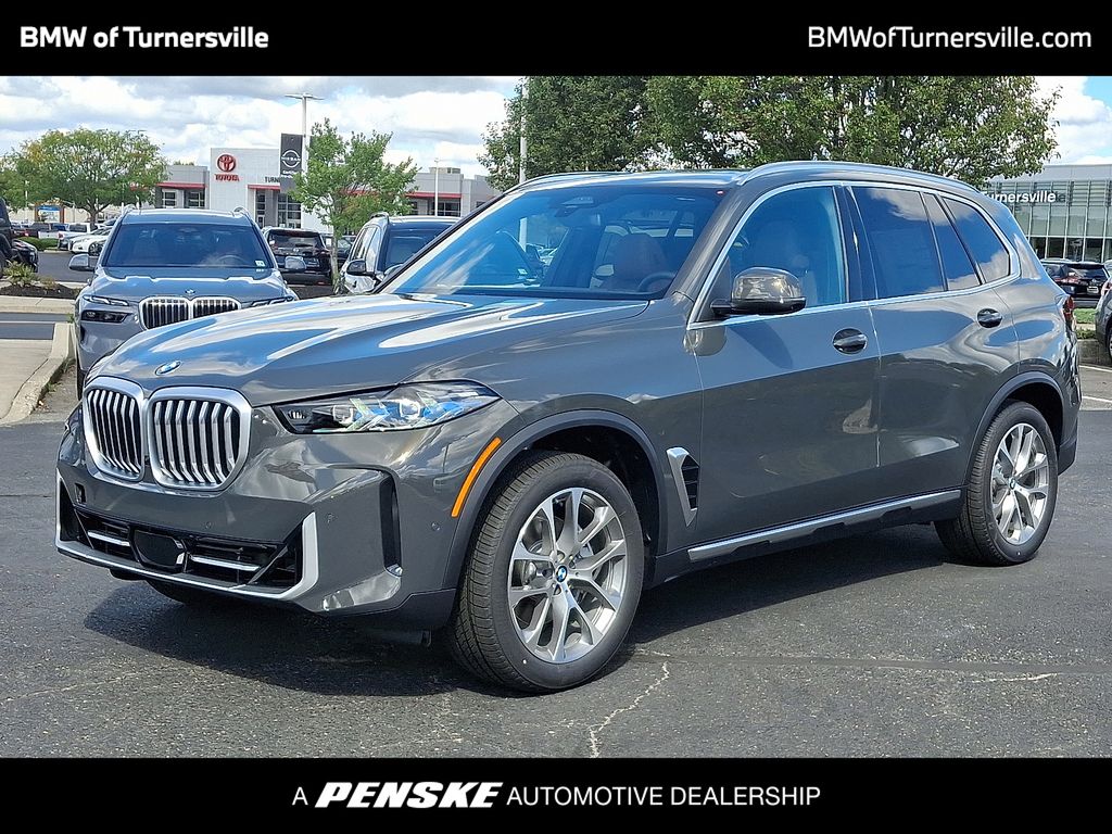 Thumbnail: 2026 BMW X5 - 1