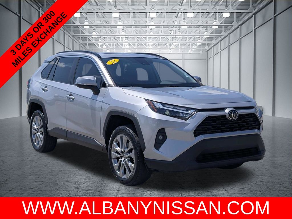 2022 Toyota RAV4 XLE Premium FWD