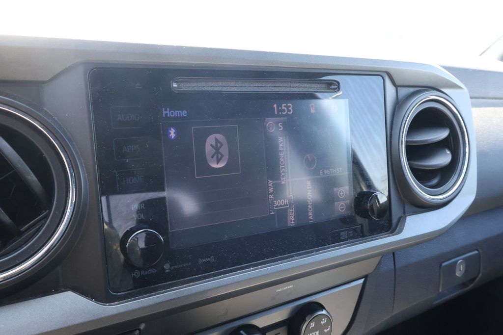 Thumbnail: 2019 Toyota Tacoma - 20